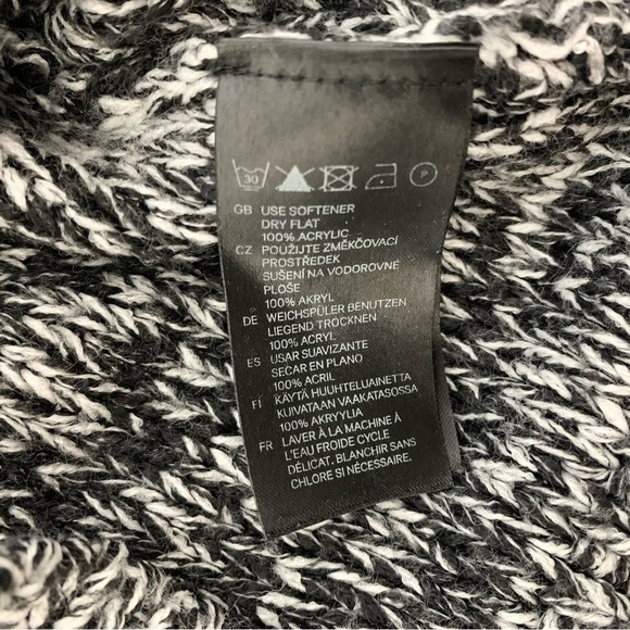 H&M Heathered Marle Cable Knit Sweater Pullover Chunky Black White Size Small - Picture 11 of 13